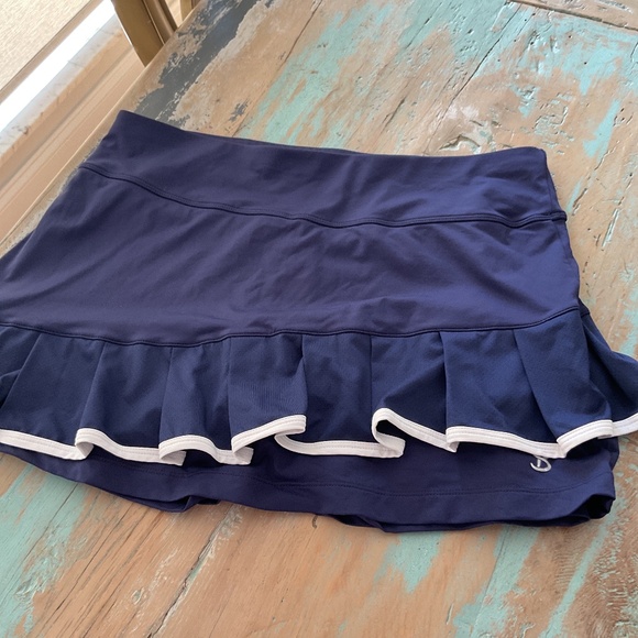 sofibella Dresses & Skirts - Sofibella Navy tennis skirt
